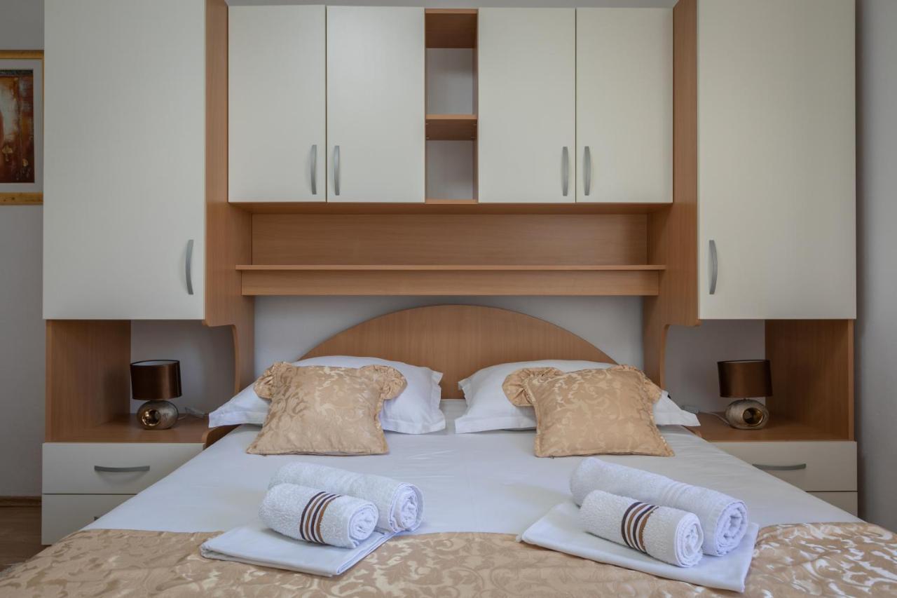 Apartments Barba Tučepi Dış mekan fotoğraf